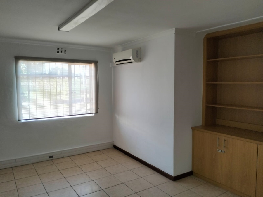 To Let commercial Property for Rent in Klipheuwel Western Cape